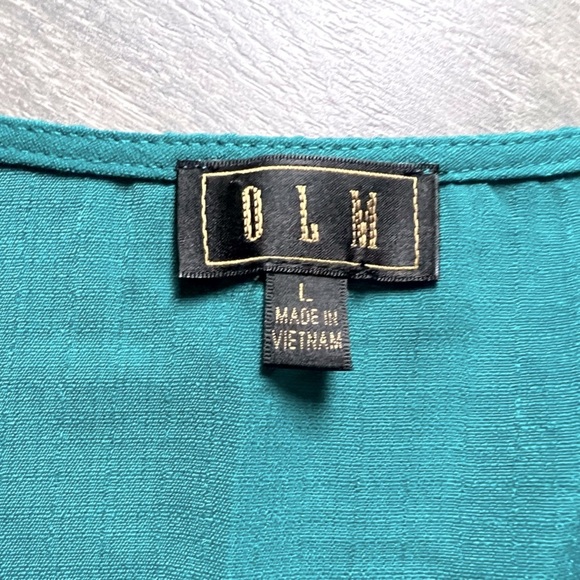 OLM flutter sleeve faux wrap blouse in teal. Size L - Picture 6 of 8
